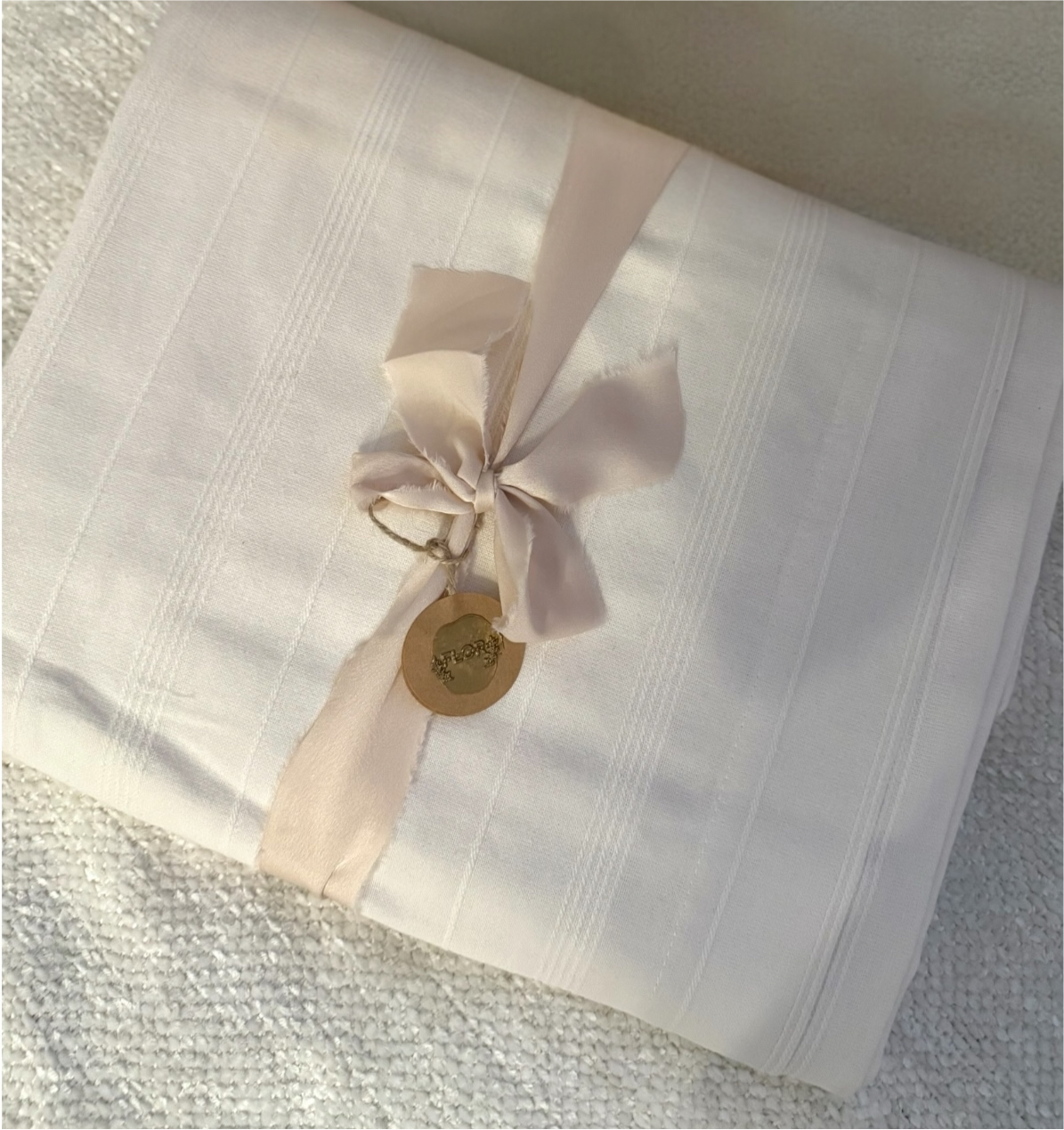 100% Egyptian Cotton Tablecloth